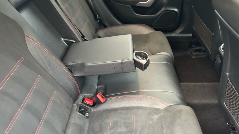 Mercedes-Benz CLA 250e AMG Line Premium + Night Ed 4dr Tip Auto Saloon